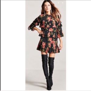 Pleated floral print dress